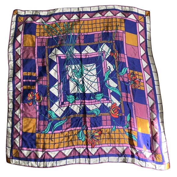 Accessories - STAINGLASS DESIGN SCARF